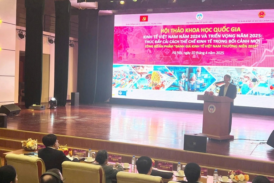 Cải cách thể chế tạo động lực tăng trưởng