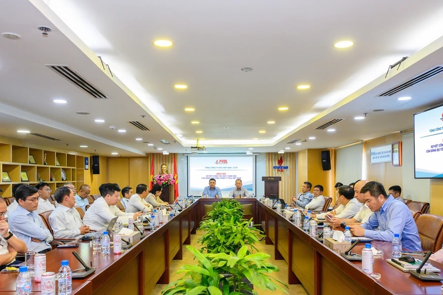 Quý I năm 2025: PVOIL đồng lòng vượt qua khó khăn
