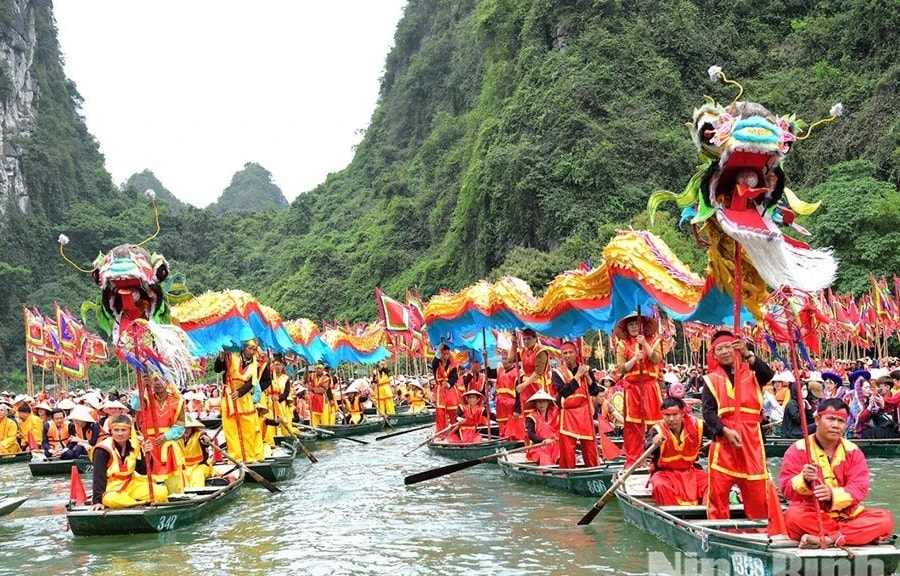 Lễ hội Tràng An 2025 tôn vinh di sản ngàn năm, hồn thiêng sông núi