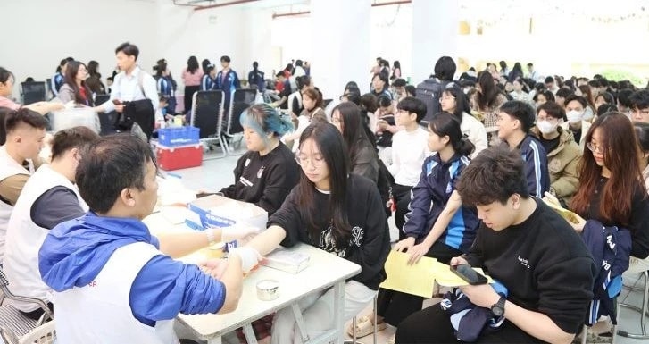 Nhận thức đúng, hành động đủ