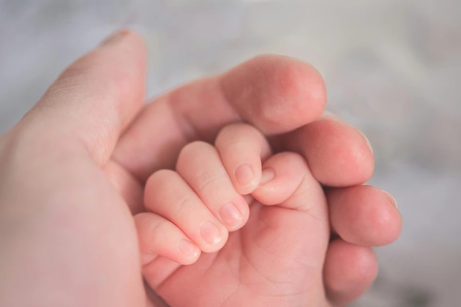 Bất kỳ ai cứ trú ở Italy sẽ được thưởng tiền khi sinh con