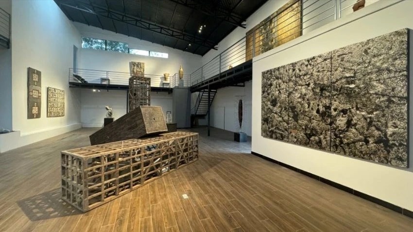 "Giãn nở đa chiều" tại Muong Art Today Museum