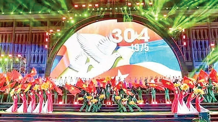 “Đất nước trọn niềm vui” - Tấm lòng của văn nghệ sĩ Quân đội