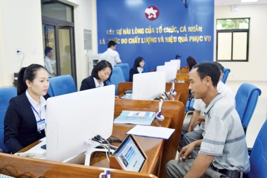 Bài 2: Lý lịch tĩnh - hay giá trị sống động?