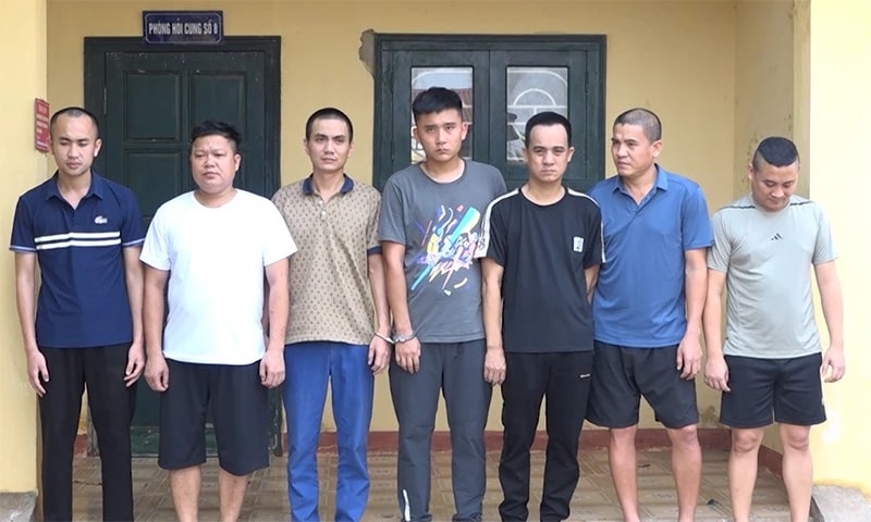 Quảng Bình: Khởi tố 11 đối tượng trong đường dây cá độ bóng đá hơn 300 tỷ đồng