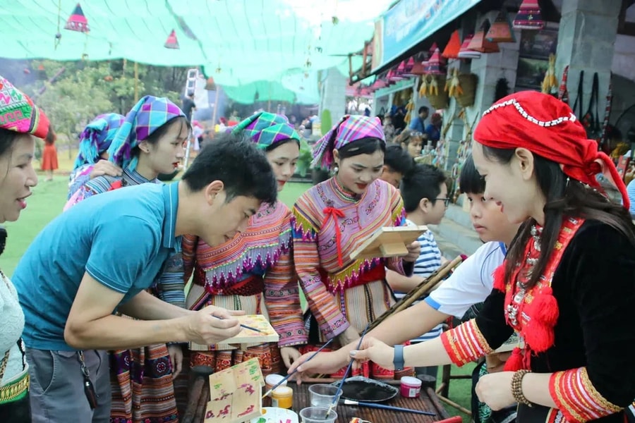 Không gian văn hóa các dân tộc tại “Điểm hẹn vùng cao"