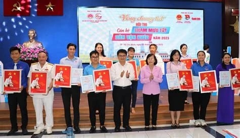 Bài 3: Chọn người xứng đáng - cần minh bạch, công bằng