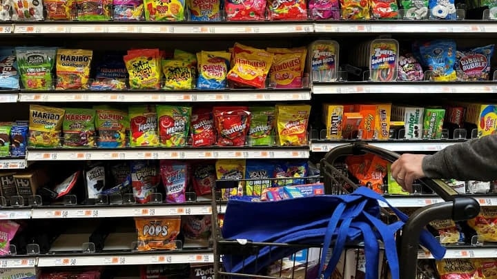 Mỹ công bố kế hoạch loại bỏ toàn bộ phẩm màu nhân tạo