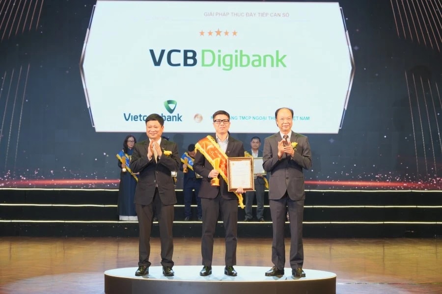 Năm giải pháp số của Vietcombank được vinh danh tại Giải thưởng Sao Khuê 2025 