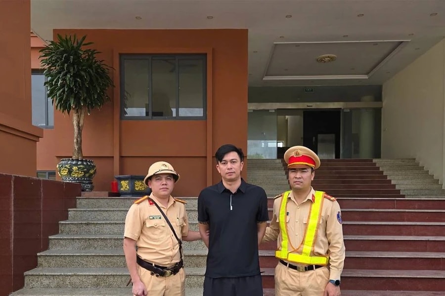 Bắt đôi vợ chồng tham gia giúp tội phạm ma tuý Bùi Đình Khánh bỏ trốn