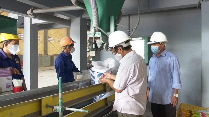 Thủ tục hợp quy làm khó ngành phân bón