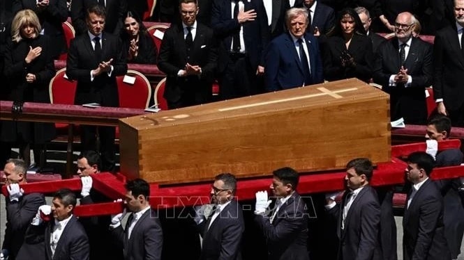 Trưởng Ban Tuyên giáo và Dân vận Trung ương Nguyễn Trọng Nghĩa gửi Thư phân ưu Giáo hoàng Francis qua đời