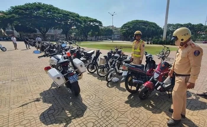 Hiểm họa từ trào lưu độ, chế xe đạp điện