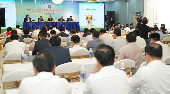 Đại hội Cổ đông Petrolimex 2025: Nỗ lực vượt khó và chiến lược phát triển bền vững trong bối cảnh thách thức toàn cầu