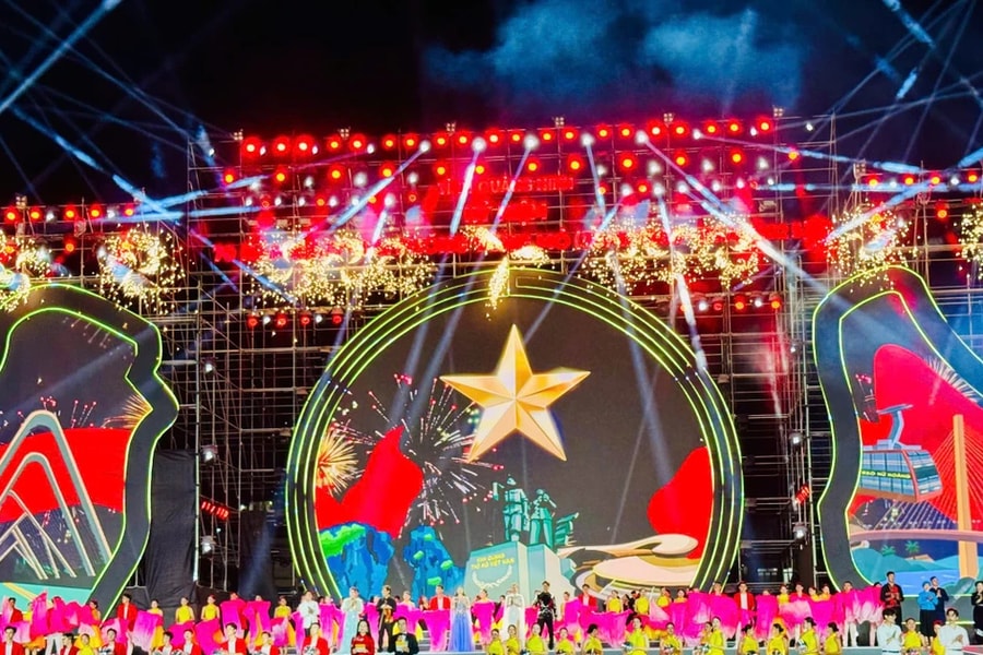 Quảng Ninh kỷ niệm 70 năm Giải phóng Vùng mỏ