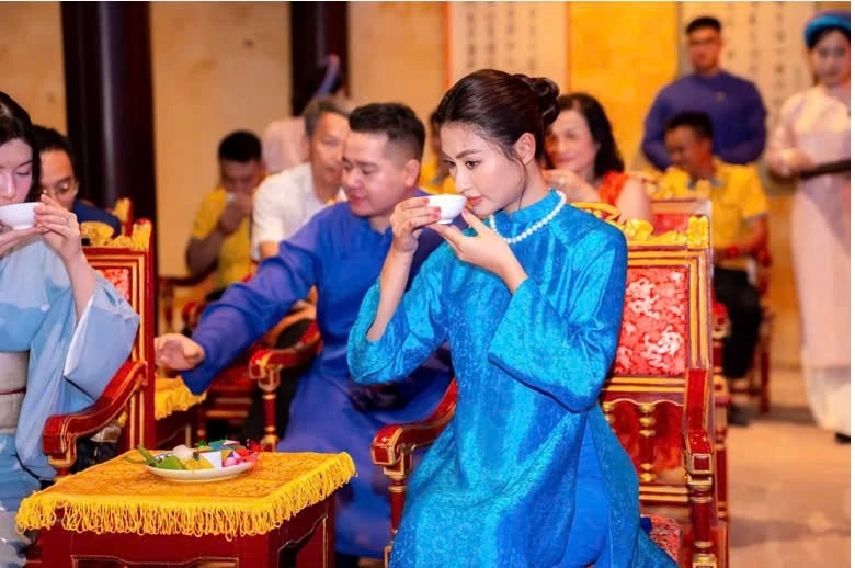 Ngự trà hoàng cung