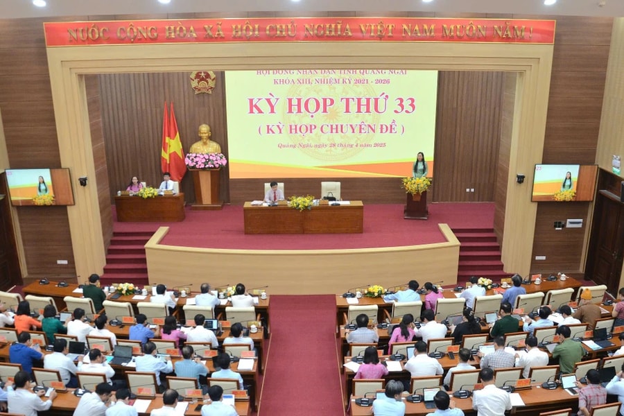 Thông qua Đề án hợp nhất tỉnh Quảng Ngãi và tỉnh Kon Tum