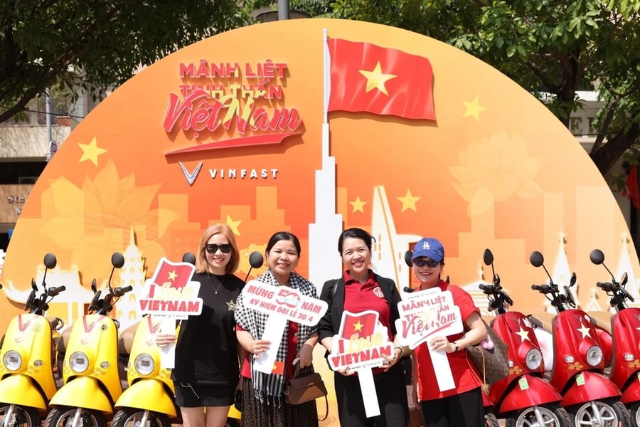 Triển lãm 50 Hành trình - Một tương lai xanh của VinFast