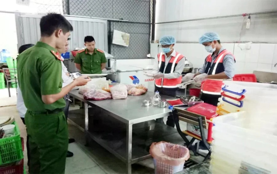 Công ty Cổ phần Dịch vụ Khoa học Công nghệ Thế Kỷ Mới và Công ty TNHH Công nghệ NHONHO bị xử phạt 