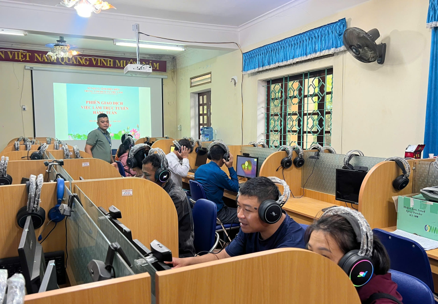 Trung tâm Dịch vụ việc làm tỉnh Điện Biên: Giúp người hưởng trợ cấp thất nghiệp tiếp cận hàng nghìn cơ hội việc làm