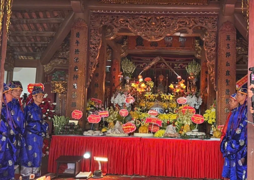 180 mâm lễ xếp hình bản đồ Việt Nam tại Lễ giỗ Lang Liêu