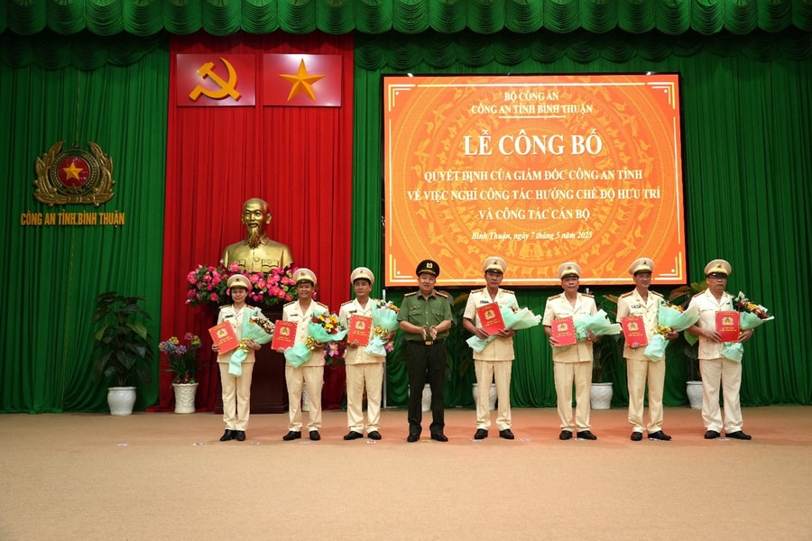 39 đồng chí Công an tỉnh Bình Thuận tình nguyện nghỉ hưu trước tuổi