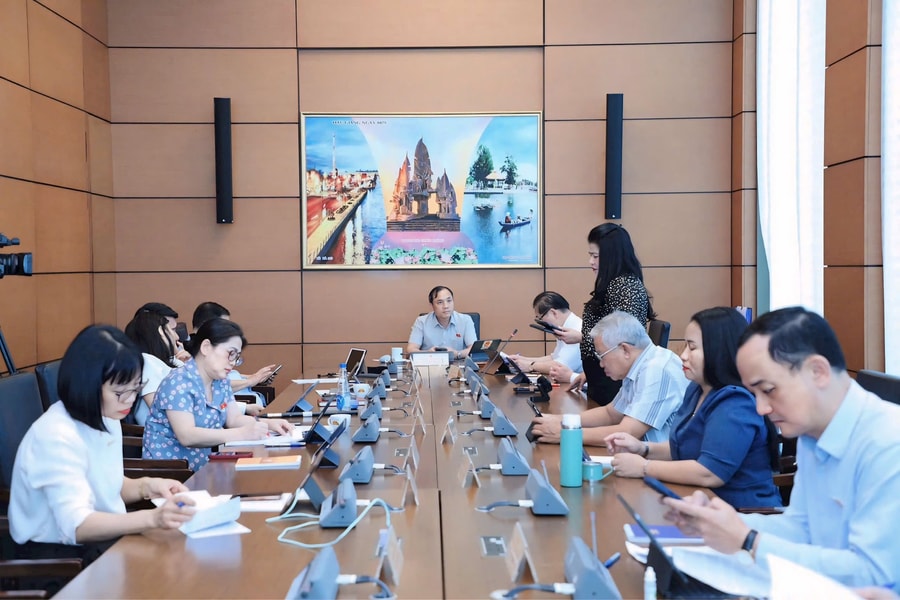 Khắc phục khoảng trống quyền lực và trách nhiệm