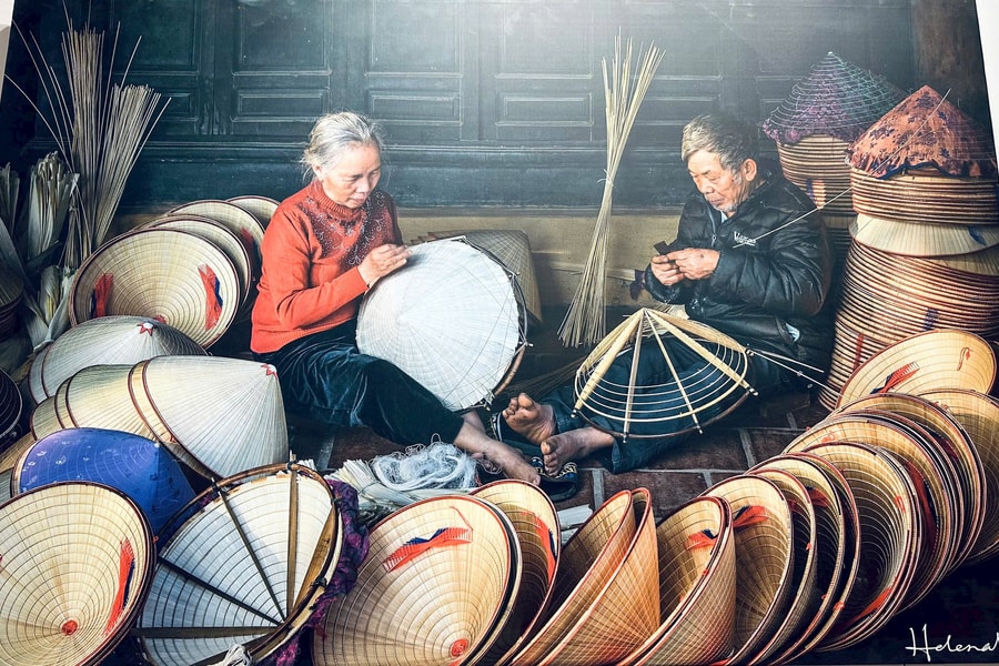Làng nghề truyền thống Việt Nam qua góc nhìn của nữ nghệ sĩ nhiếp ảnh