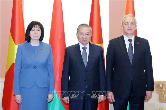 Tổng Bí thư Tô Lâm hội kiến Chủ tịch Thượng viện và Chủ tịch Hạ viện Belarus