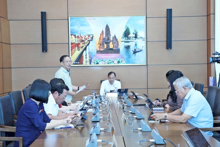 Bảo vệ dữ liệu cá nhân cho nhóm yếu thế trong môi trường số