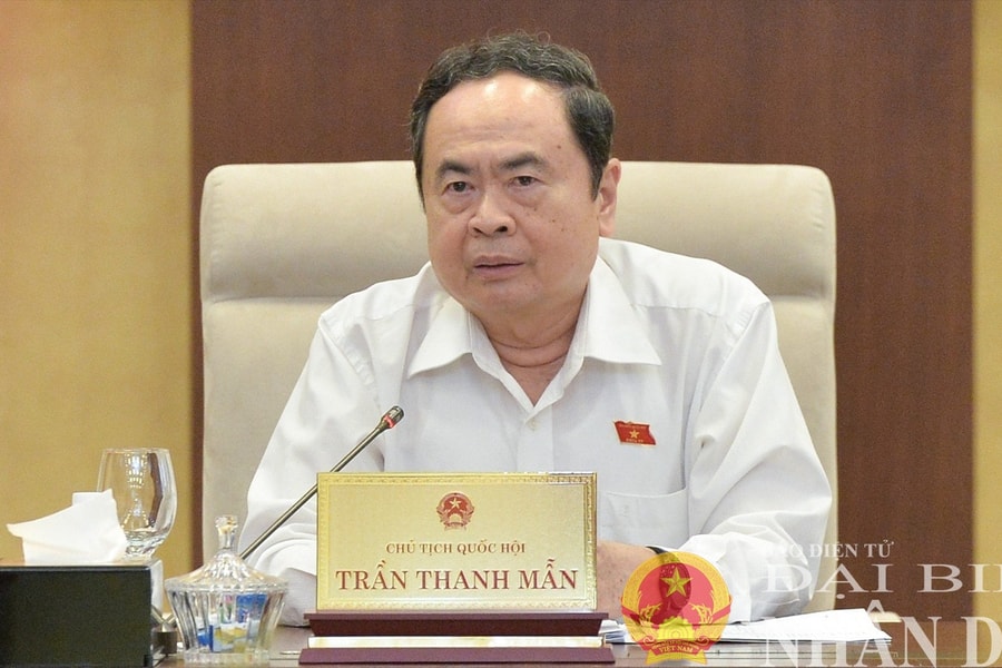 Nghị quyết Về việc chuyển sinh hoạt Đoàn đại biểu Quốc hội đối với ông Y Thanh Hà Niê K'đăm