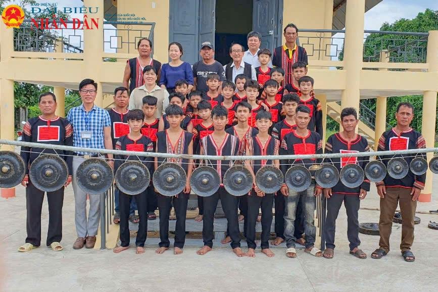 Cồng chiêng - Di sản sống giữa lòng Ea Súp