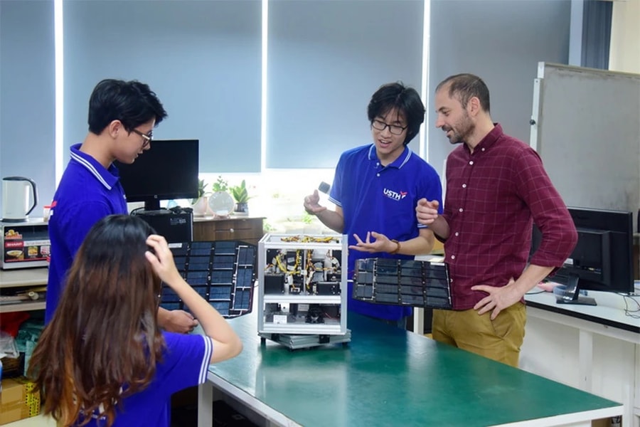 Học sinh đạt 8 điểm Toán trở lên mới được đăng ký học ngành Vi mạch bán dẫn