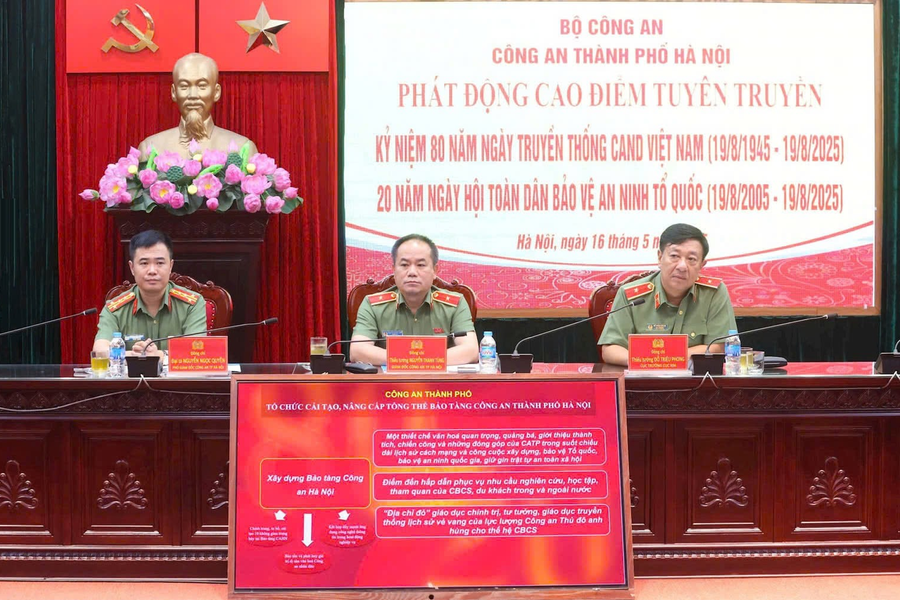 Công an Hà Nội phát động cao điểm tuyên truyền 80 năm Ngày truyền thống Công an nhân dân