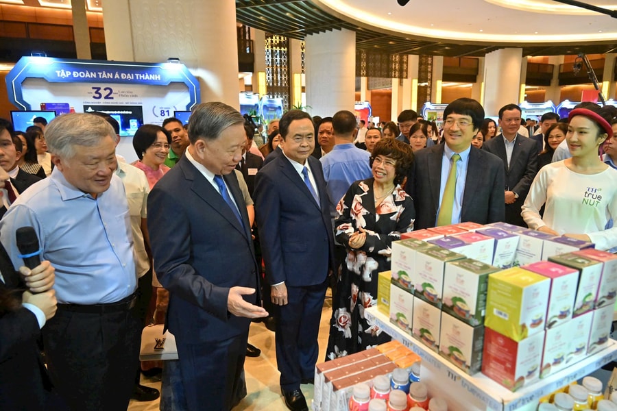 Bài 4: Cả nước hành động, chuyển hóa các quyết sách thành sức sống của nền kinh tế