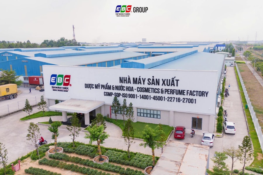 Hé mở về Y Dược EBC, Tập đoàn gia công mỹ phẩm ‘đứng sau’ sản xuất kem chống nắng Hanayuki vừa bị thu hồi toàn bộ