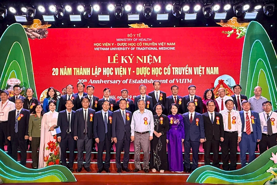 Học viện Y - Dược học cổ truyền Việt Nam: Chặng đường hơn nửa thế kỷ xây dựng, phát triển và cống hiến