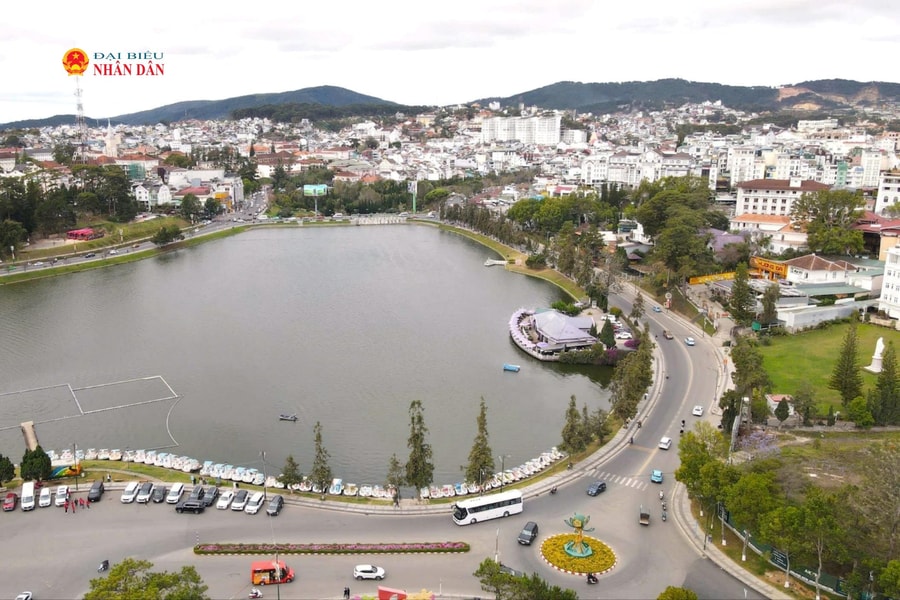 Tỉnh ủy Lâm Đồng ban hành quy định tạm thời về tiêu chuẩn để bố trí chức danh lãnh đạo, quản lý cấp xã sau sắp xếp