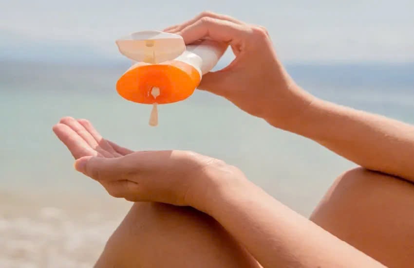 Cục Quản lý Dược yêu cầu tăng cường kiểm tra các mỹ phẩm chống nắng trên toàn quốc