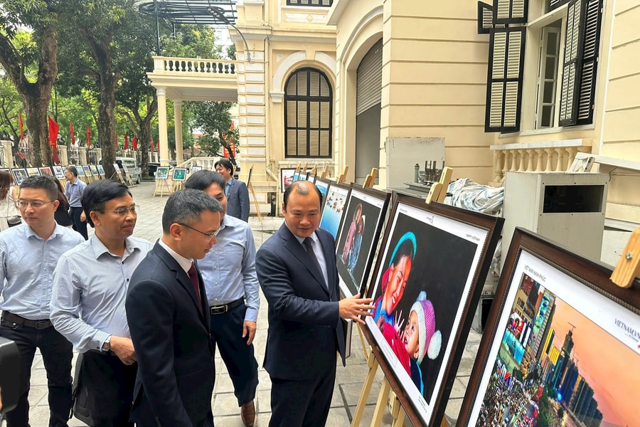 Phát động giải thưởng truyền thông "Việt Nam Hạnh phúc - Happy Vietnam 2025"