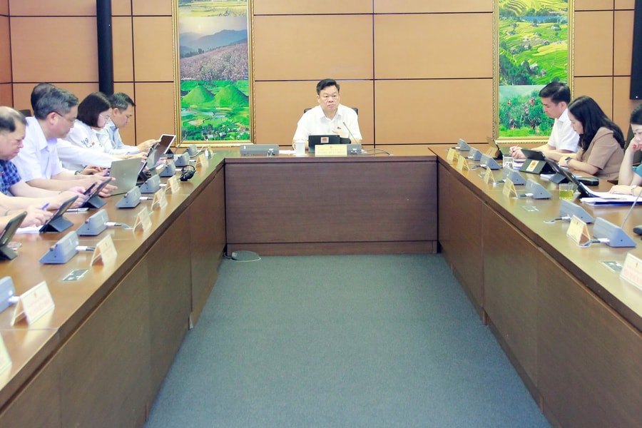 Cần cơ chế đặc thù, tháo gỡ vướng mắc để kinh tế cất cánh