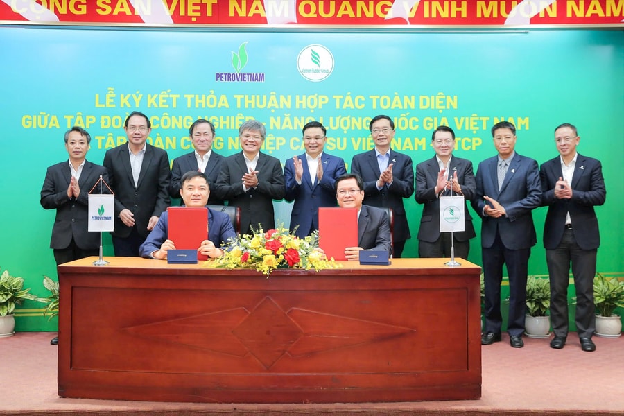 Petrovietnam và VRG ký kết thỏa thuận toàn diện: Kết nối chuỗi giá trị, hướng tới mục tiêu tăng trưởng xanh
