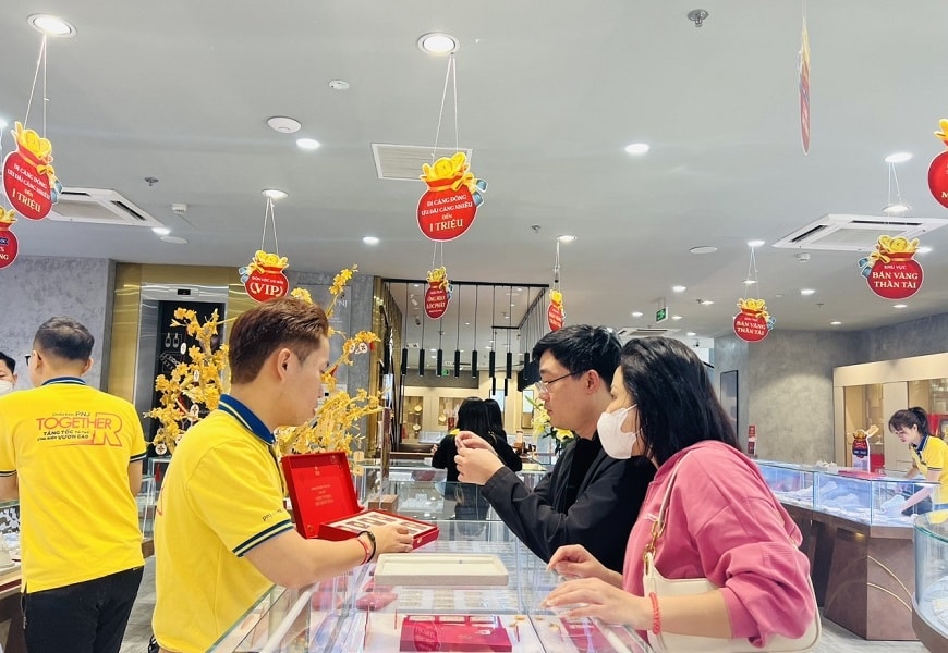 Giá vàng ngày 24/5: Chững lại trước khi bật tăng, chênh lệch trong nước và thế giới hơn 11 triệu đồng/lượng