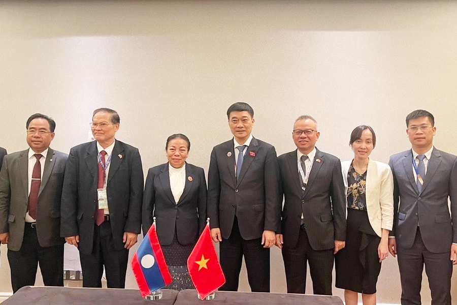 Phó Chủ tịch Quốc hội Vũ Hồng Thanh gặp Lãnh đạo Quốc hội các nước Lào, Campuchia, Thái Lan và Singapore