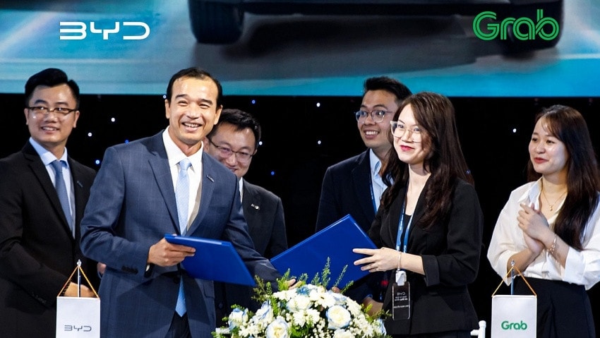 Grab bắt tay hãng xe điện lớn nhất Trung Quốc, tài xế có cơ hội nhận thu nhập tới 25 triệu đồng/tháng