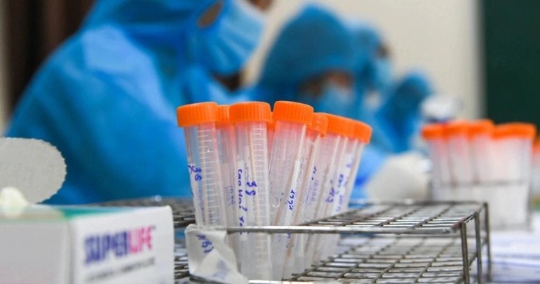 Chuyên gia cảnh báo về biến chủng COVID-19 mới NB.1.8.1 tại Thành phố Hồ Chí Minh