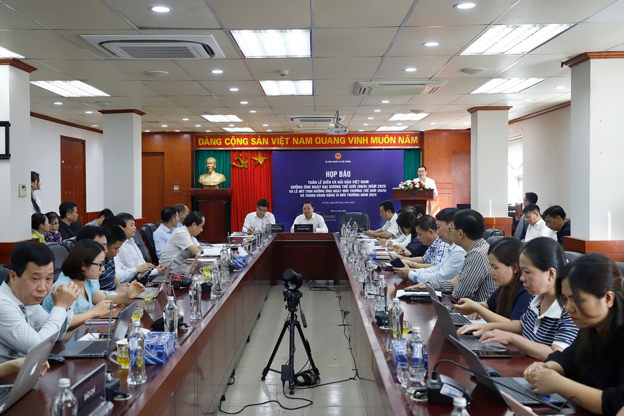 Khởi động chuỗi chương trình quốc gia vì môi trường và đại dương