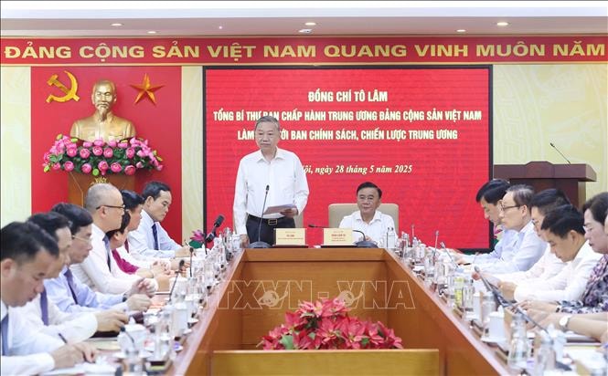 Tổng Bí thư Tô Lâm: Tạo sự kết nối hiệu quả hơn giữa thị trường vàng trong nước và thị trường quốc tế