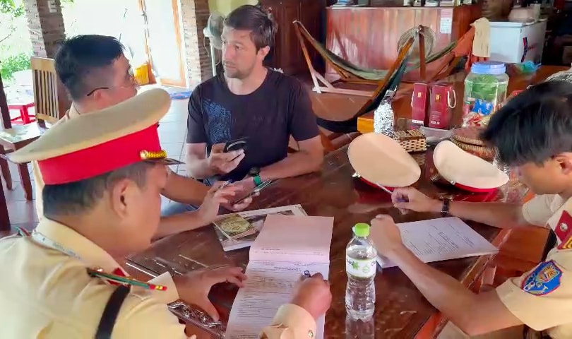 Tuyên truyền, xử lý vi phạm trật tự an toàn giao thông tại TP. Phú Quốc