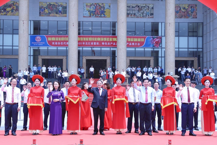 Phó Chủ tịch Quốc hội Nguyễn Đức Hải dự Hội nghị Xúc tiến tiêu thụ vải thiều và các nông sản chủ lực tỉnh Bắc Giang năm 2025